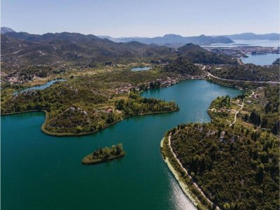 Apartment One-Bedroom Apartment With Lake View - Outdoor photo 56