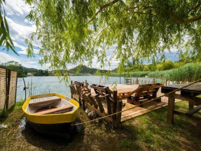Apartment One-Bedroom Apartment With Lake View - Outdoor photo 63