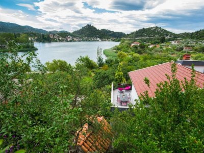 Apartment One-Bedroom Apartment With Lake View - Outdoor photo 64