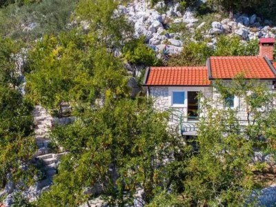 Apartment One-Bedroom Apartment With Lake View - Outdoor photo 65