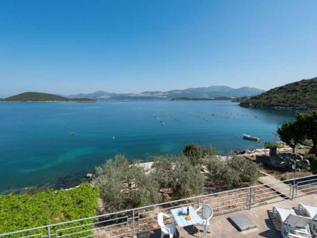 Apartment Spacious and Cozy Seafront Apartments - Two Bedroom Apartment  with Terrace and Sea View