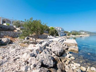 Apartment Spacious and Cozy Seafront Apartments - Two Bedroom Apartment  with Terrace and Sea View - Outdoor photo 11