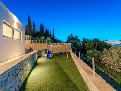 Holiday house Holiday Home Good Life (Ugljan) - Outdoor photo 2