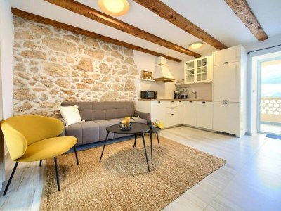 Apartment One-Bedroom Apartment With Terrace - Features photo 8