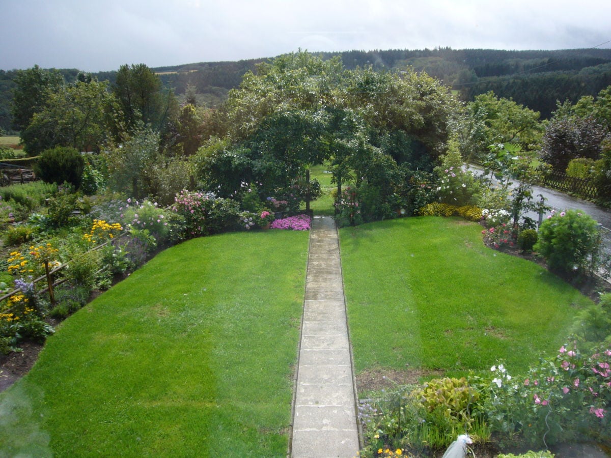 Holiday apartment "Ferienwohnung Eifelblick in Schüller" - Outdoor photo 3