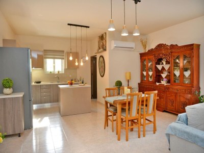 Villa Elegant Villa with Pool & Garden in Eleousis. - Features photo 12