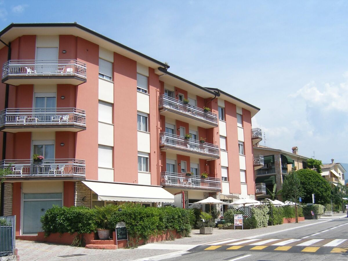 Holiday park Apartment in Garda near Shopping - Outdoor photo 4
