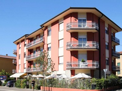 Holiday park Apartment in Garda near Shopping in Costermano - Holiday park