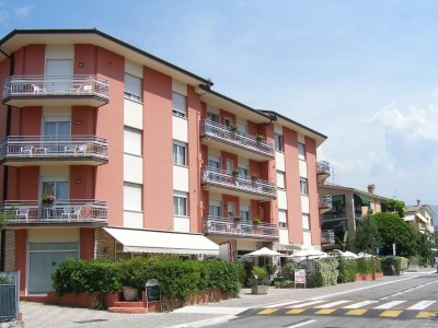 Holiday park Apartment in Garda near Shopping - Outdoor photo 4