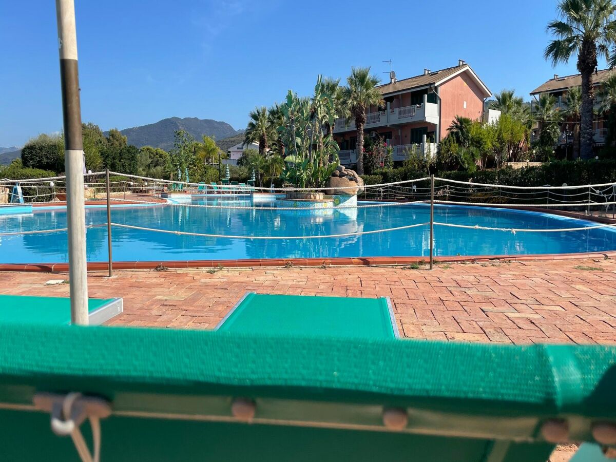 Apartment Seafront apartment in Finale - Outdoor photo 2