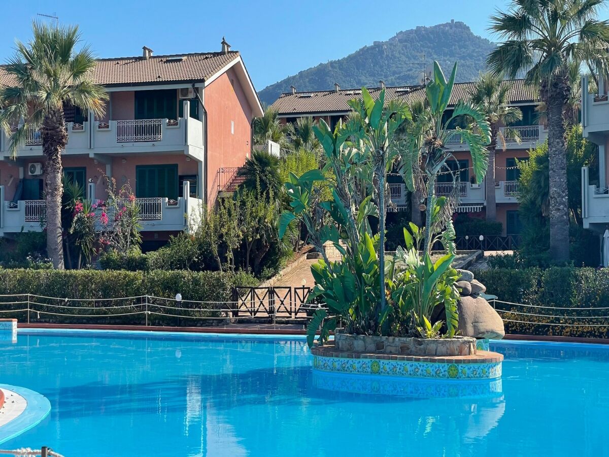 Apartment Seafront apartment in Finale - Outdoor photo 5