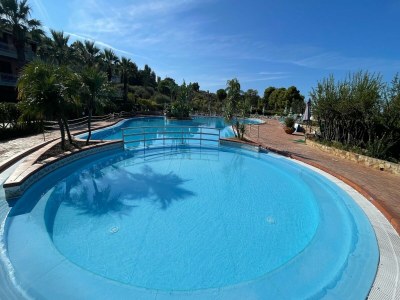 Apartment Seafront apartment in Finale - Outdoor photo 11