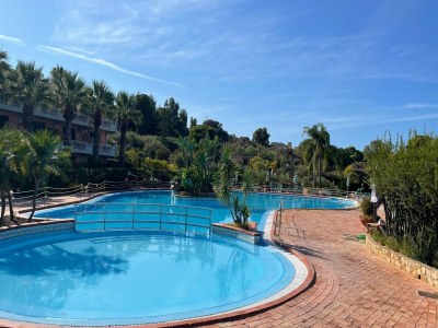 Apartment Seafront apartment in Finale - Outdoor photo 12