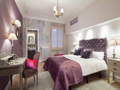 Apartment Belvilla by OYO Catalunya Palace Apartment - Features photo 14