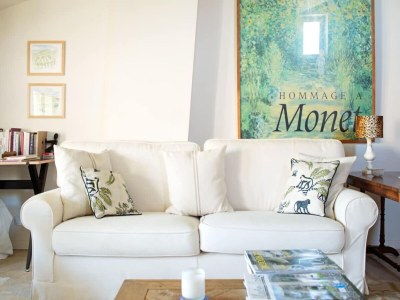 Apartment Heated Pool Apartment in Uzes - Features photo 12