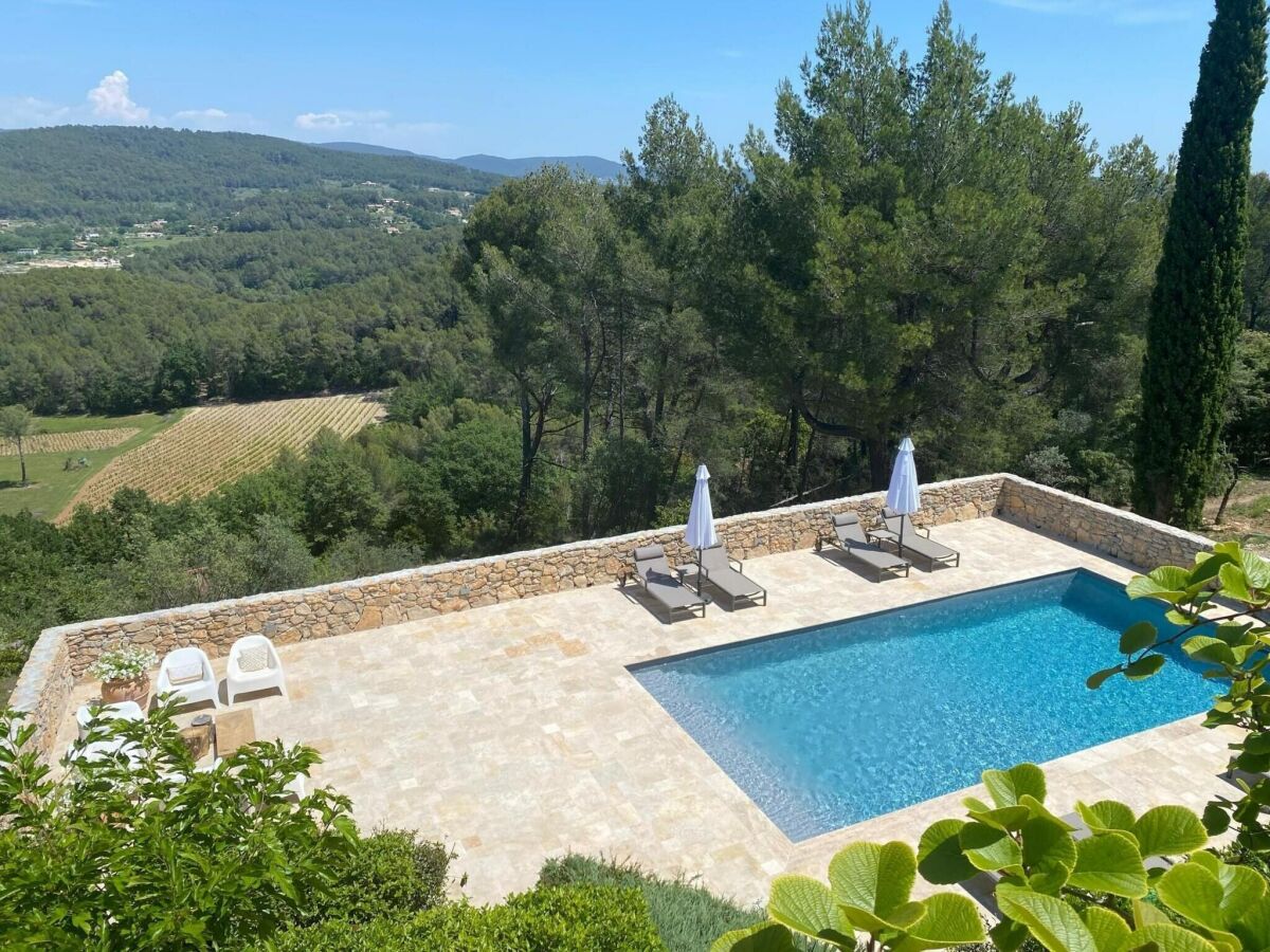 Holiday house Ferienhaus in Flayosc mit Pool und Terrasse