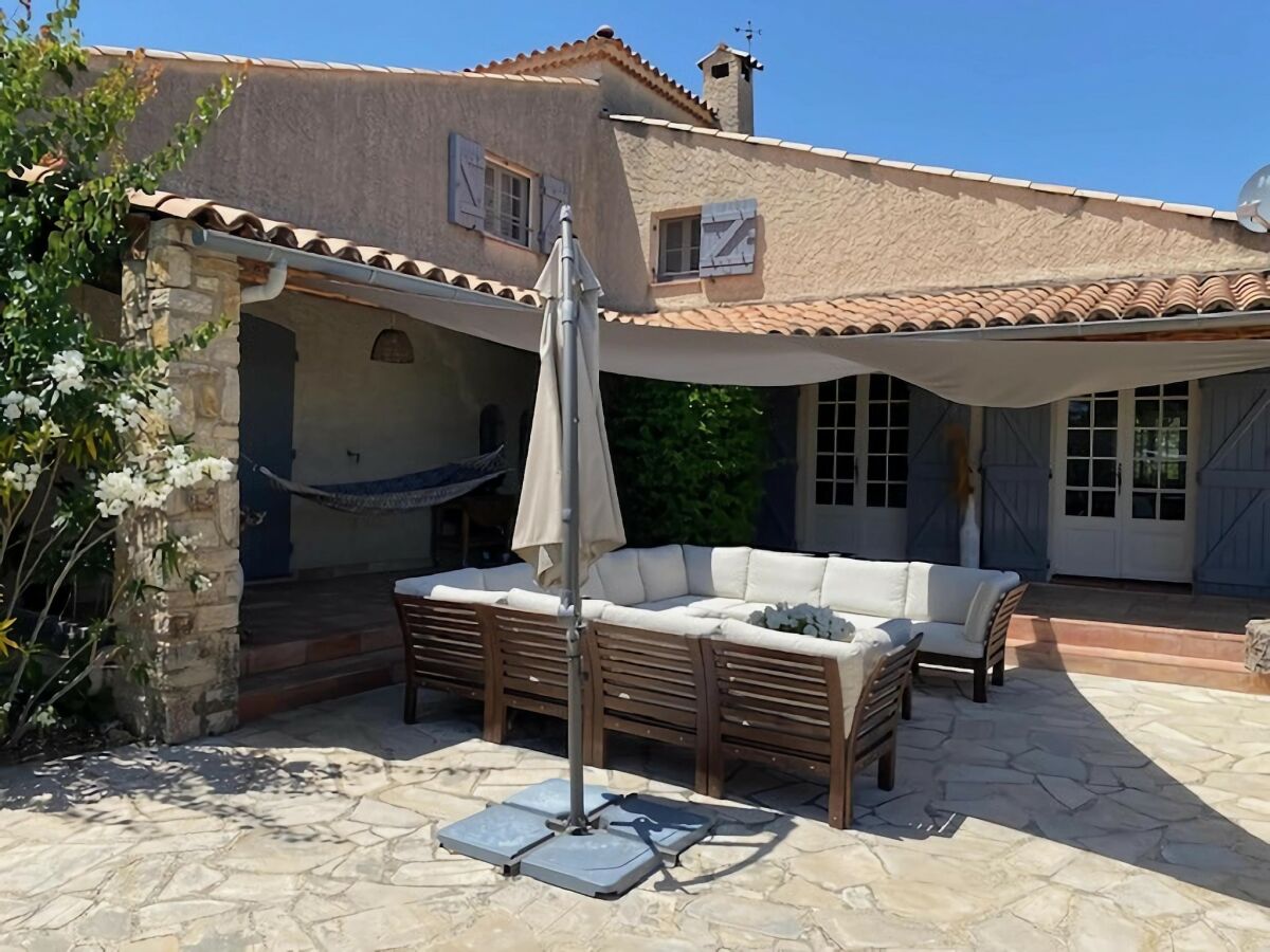 Holiday house Ferienhaus in Flayosc mit Pool und Terrasse - Outdoor photo 3