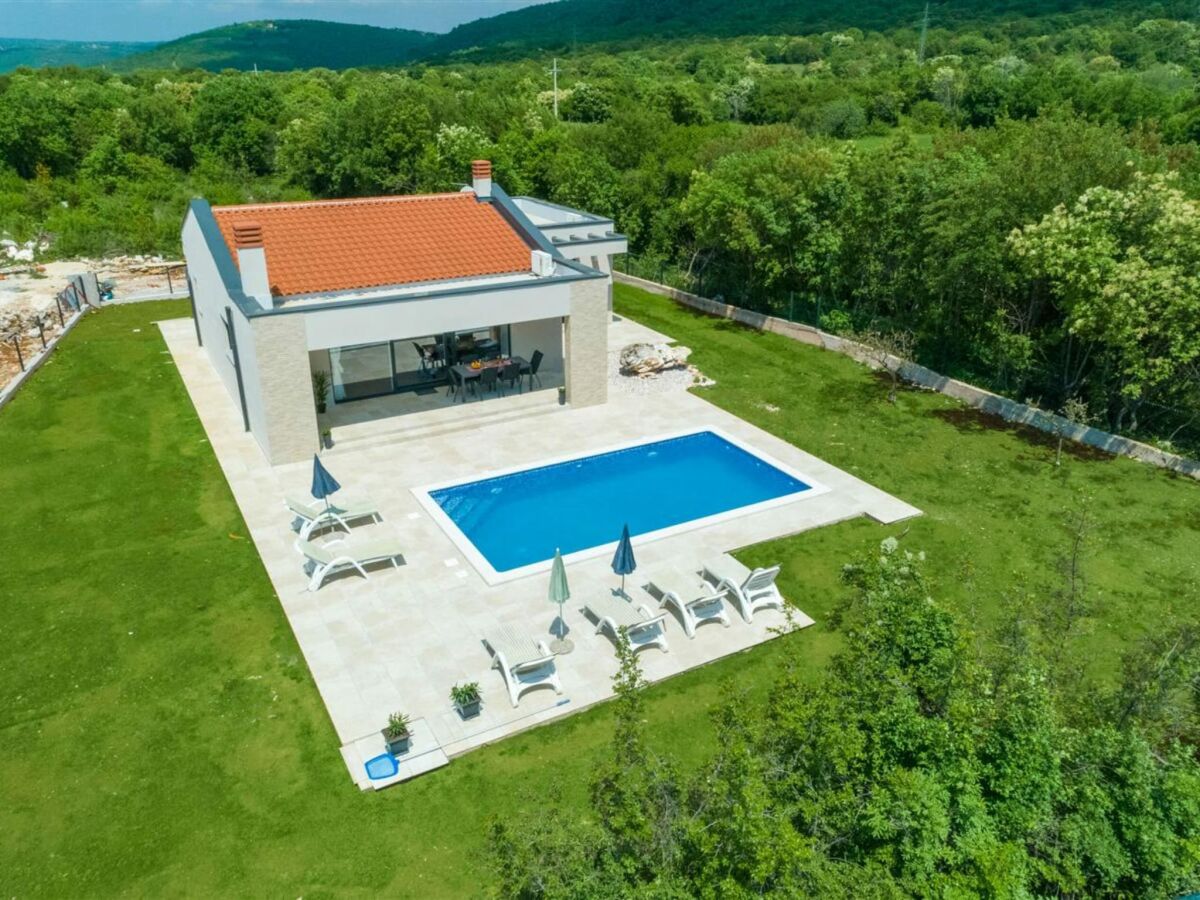 Villa Three Bedroom Villa with Swiming Pool - Outdoor photo 2