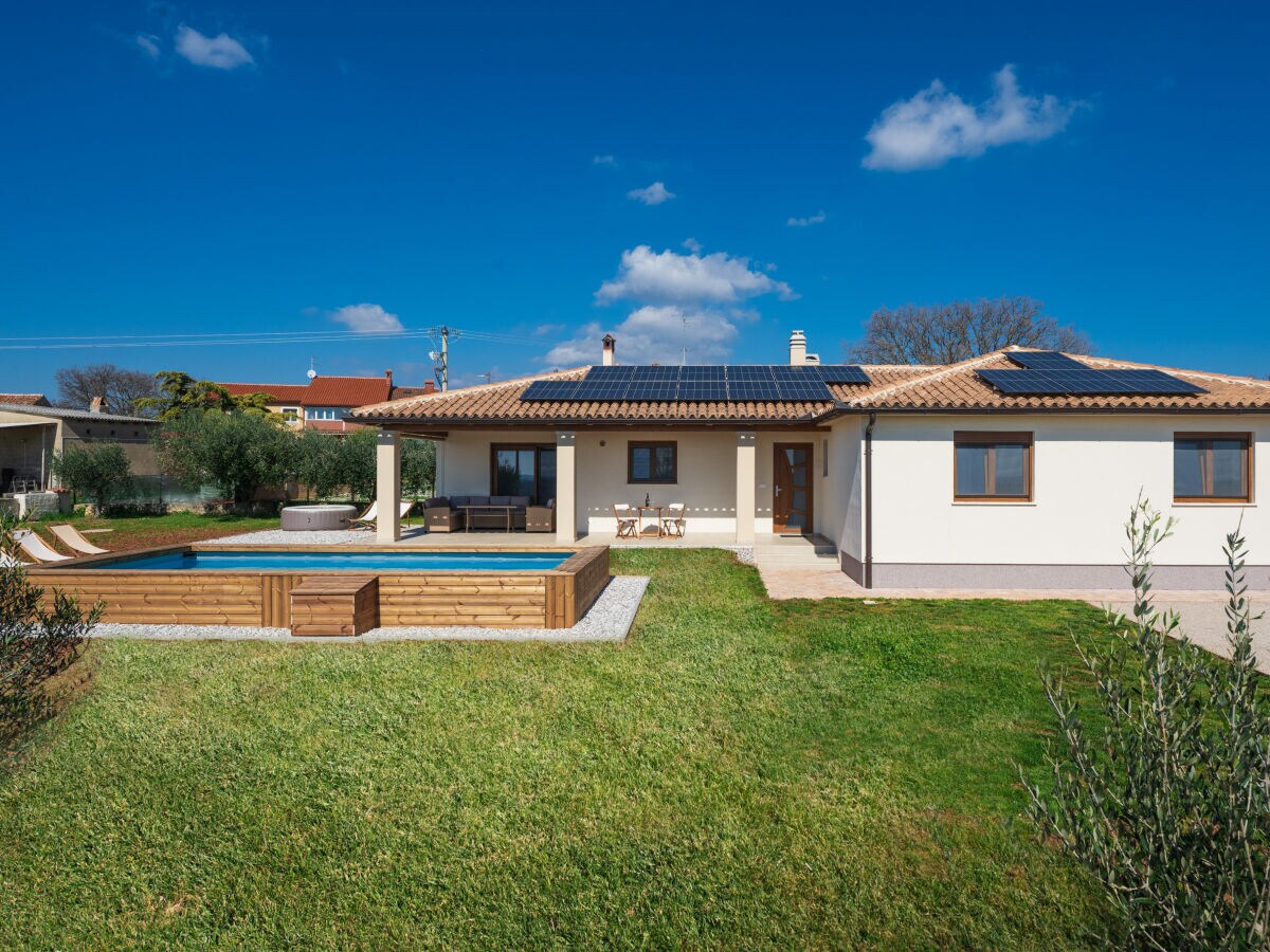 Villa M with pool and whirpool - Outdoor photo 3
