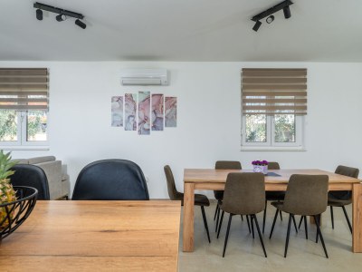 Villa M with pool and whirpool - Features photo 21