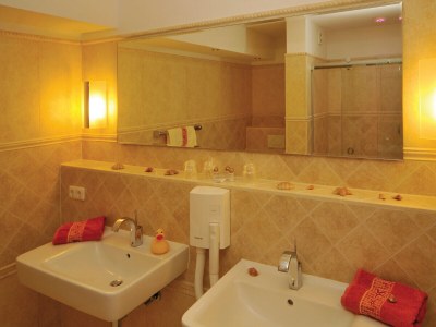 Holiday apartment Haus Chrislinde (A2) - Features photo 10