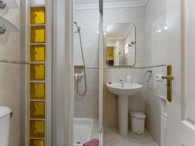 Apartment Apartment overlooking heated pool - Features photo 23