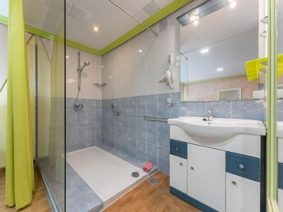 Apartment Wohnung mit Gemeinschaftspool und Garten - Features photo 23