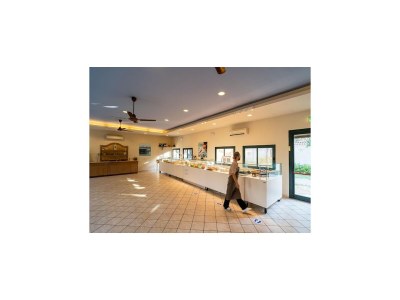 caravan Lodge im Marina Family Resort in Punta Marina - Outdoor photo 20