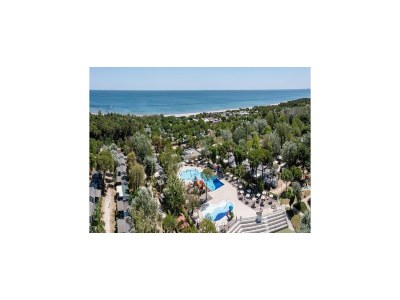 caravan Lodge im Marina Family Resort in Punta Marina - Outdoor photo 24