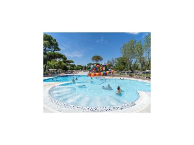 caravan Lodge im Marina Family Resort in Punta Marina - Outdoor photo 27