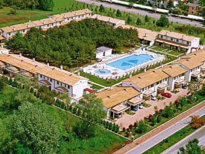 Holiday park Terraced House Bibione near Sandy Beach - Outdoor photo 2