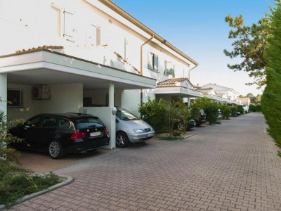 Holiday park Terraced House Bibione near Sandy Beach - Outdoor photo 11