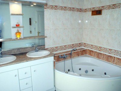 Holiday house Holiday Home in Plouarzel near Sandy Cove - Features photo 13