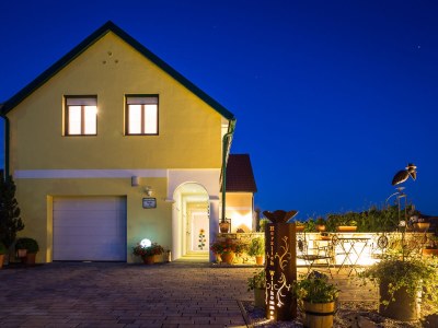 Holiday apartment "Appartementhaus-Freiler" - Outdoor photo 6