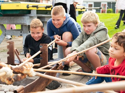 Bungalow For 6 people in the holiday resort Broedershoek - Outdoor photo 7