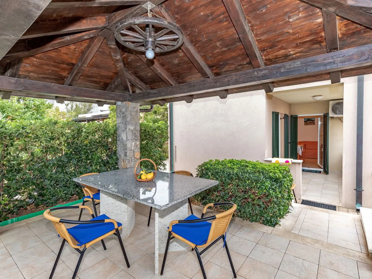 Holiday apartment Lilly holiday apartment in the Punat Residence - Outdoor photo 4