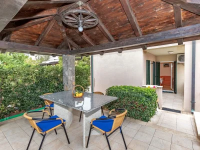 Holiday apartment Lilly holiday apartment in the Punat Residence - Outdoor photo 4