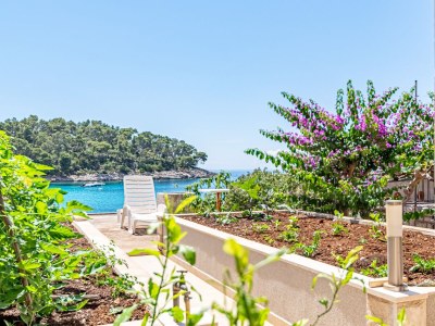 Apartment Two bedroom apartment near beach Prižba, Korčula A-175-b - Outdoor photo 9