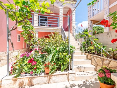 Apartment Two bedroom apartment near beach Prižba, Korčula A-175-b - Outdoor photo 11