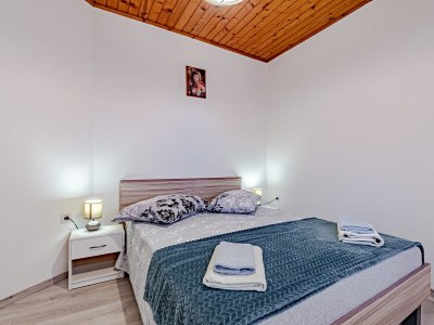 Apartment Two bedroom apartment near beach Prižba, Korčula A-175-b - Outdoor photo 26