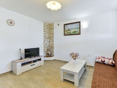 Apartment Two bedroom apartment near beach Tkon, Pašman A-336-a - Outdoor photo 10