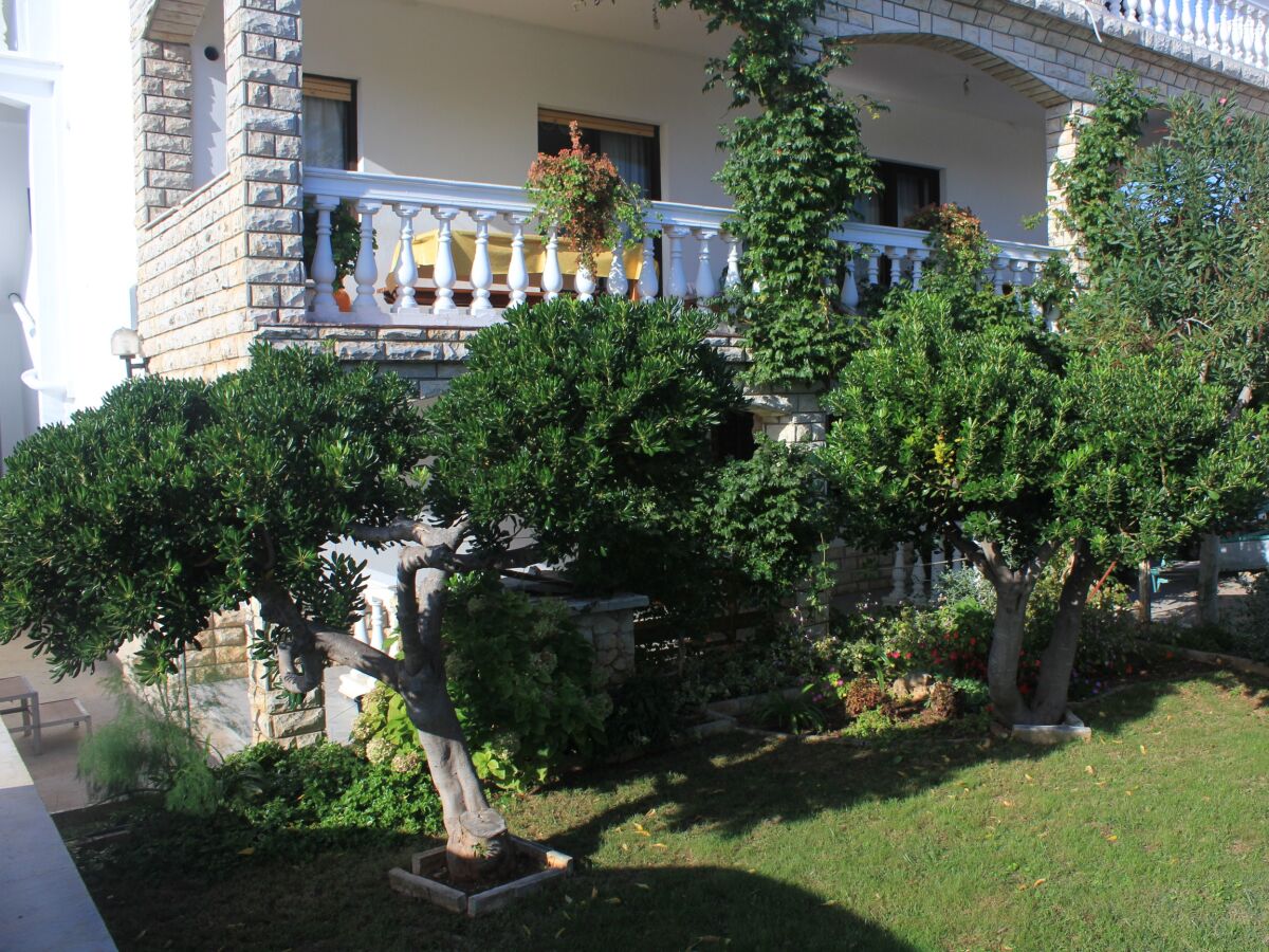 Apartment One bedroom apartment near beach Tkon, Pašman A-336-b - Outdoor photo 4