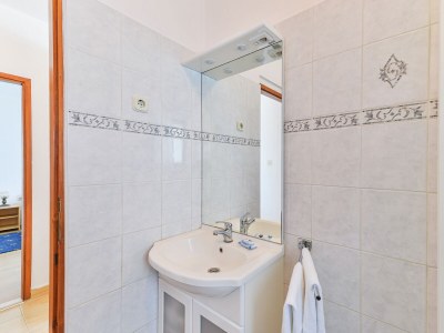 Apartment One bedroom apartment near beach Tkon, Pašman A-336-b - Outdoor photo 16