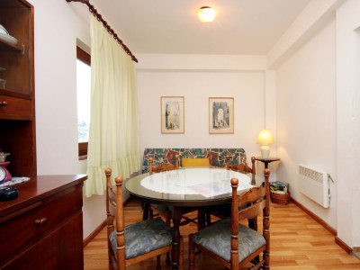 Apartment Two bedroom apartment near beach Brna, Korčula A-560-a - Outdoor photo 7