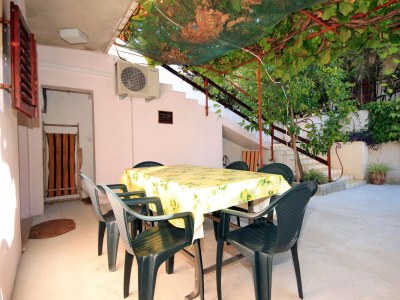 Apartment Two bedroom apartment near beach Brna, Korčula A-560-a - Outdoor photo 19