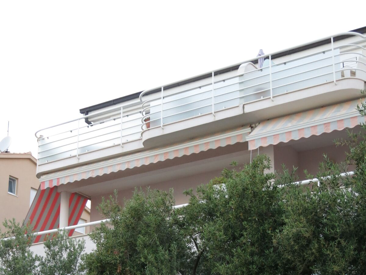 Apartment One bedroom apartment with terrace and sea view Rastići, Čiovo A-1084-c - Outdoor photo 4