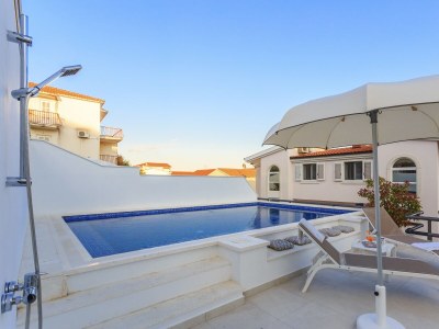 Apartment One bedroom apartment with terrace and sea view Rastići, Čiovo A-1084-c - Outdoor photo 8