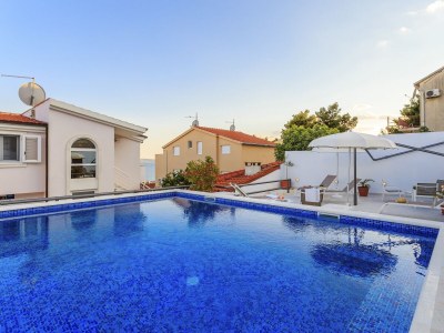 Apartment One bedroom apartment with terrace and sea view Rastići, Čiovo A-1084-c - Outdoor photo 9