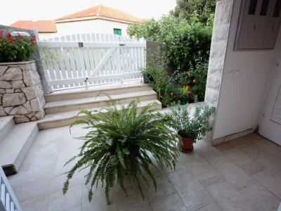 Apartment Two bedroom apartment with terrace and sea view Puntinak, Brač A-718-c - Outdoor photo 30