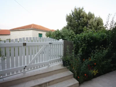 Apartment Two bedroom apartment with terrace and sea view Puntinak, Brač A-718-c - Outdoor photo 32